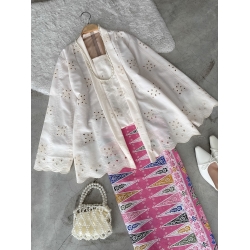 Merdu Kebaya Top